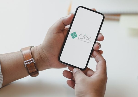 Pix bate recorde e supera 160 milhões de transações em um dia