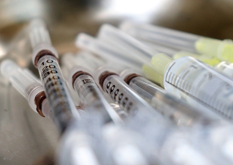 Anvisa diz que Brasil tem três vacinas nativas em desenvolvimento