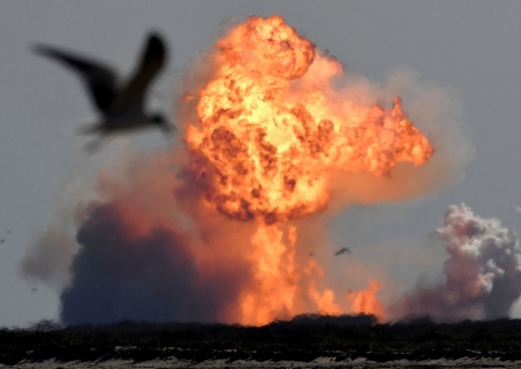 Elon Musk: SpaceX vai pousar foguetes Starship em Marte antes de 2030