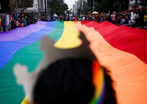 Vereador usa fake news de varíola dos macacos para tentar cancelar Parada LGBT+ no interior de SP