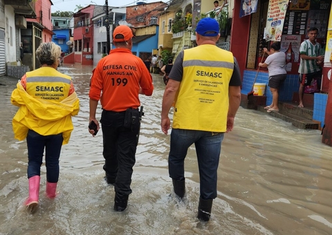 Roberto Cidade cobra da Prefeitura de Manaus plano de ação para período chuvoso