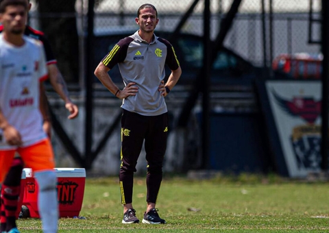 Flamengo vê Corinthians crescer e tem clássico a esquecer