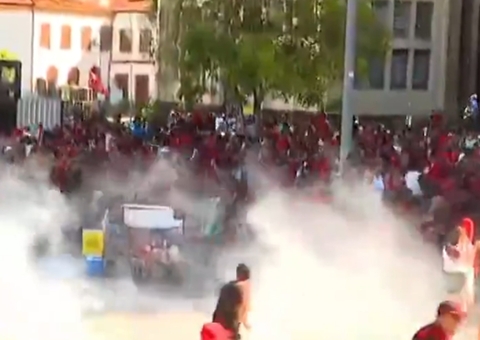 Festa do tetra do Fla na Libertadores termina com tumulto no Rio