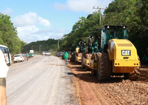 Obras de recuperação da AM-010 são retomadas no Amazonas