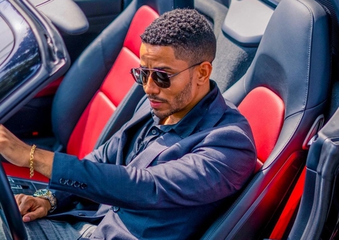 Influencer que ostentava vida de luxo é assassinado dentro de hotel 