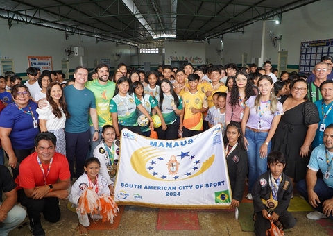  Manaus recebe título e bandeira de ‘Cidade Sul-Americana do Desporto’