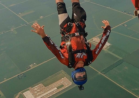 Paraquedista amazonense desmaiou e girou descontroladamente no ar antes de morrer em salto