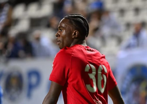 Na terceira divisão, Messi defende seleção de base da França