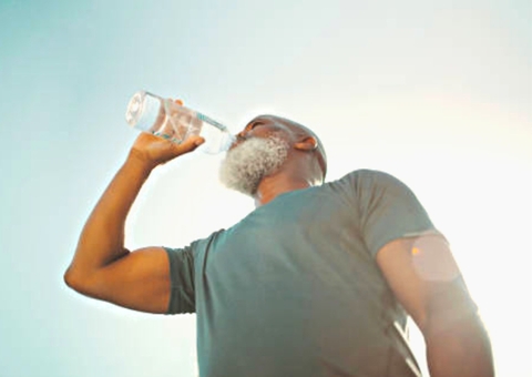 Manaus está entre as mais de 1,4 mil cidades afetadas por onda de calor extremo