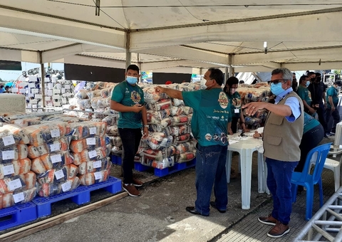 10 mil cestas básicas são doadas a pescadores artesanais no Amazonas