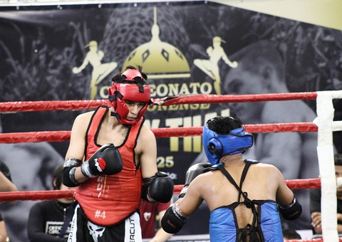  Amazonense de Muay Thai mostra a força da arte marcial tailandesa