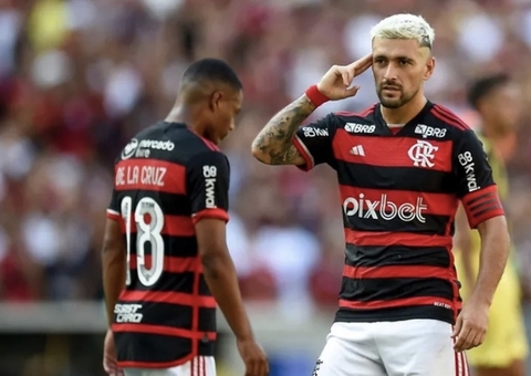 Arrascaeta celebra temporada e revela bronca de Filipe Luís