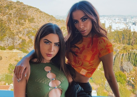 Encontro de milhões: ex-BBB Jade Picon posta foto com Anitta em Los Angeles