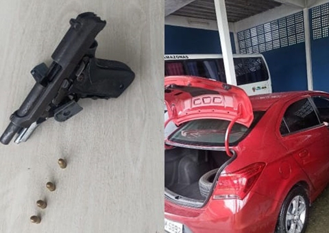 Criminosos em fuga batem carro roubado e são presos em Manaus