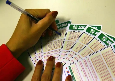 Mega-Sena sorteia prêmio de R$ 63,7 milhões; veja números