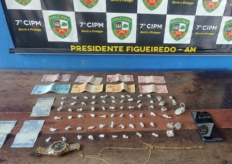 Homem é preso após ser flagrado vendendo drogas com comparsa no Amazonas