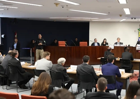 Bolsonaro tem recurso rejeitado e pena de 27 anos de prisão é mantida pelo STF