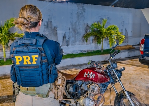 Operação da PRF prende motociclistas e resgata criança em Manaquiri
