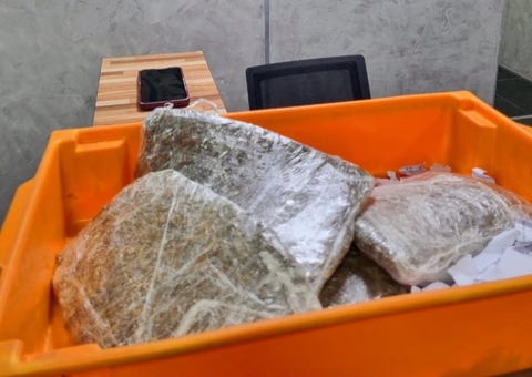 Passageira é presa no aeroporto de Manaus ao tentar viajar com drogas no corpo