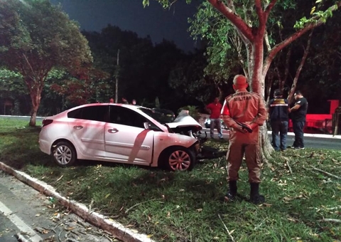 Investigador da PC morre em grave acidente de carro na Av. do Turismo em Manaus