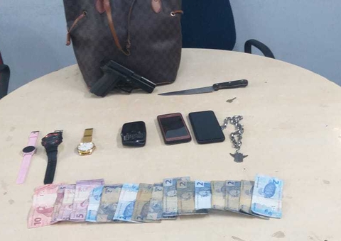 Dupla é presa por assalto a ônibus em Manaus