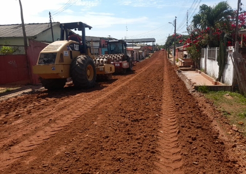 Governo avança com obras de pavimentação em Itacoatiara