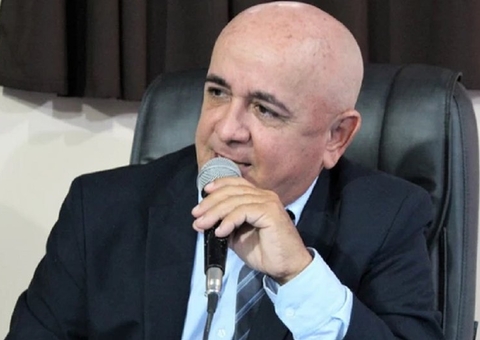 Diretor é afastado após pedir para vereador usar máscara em escola do Amazonas