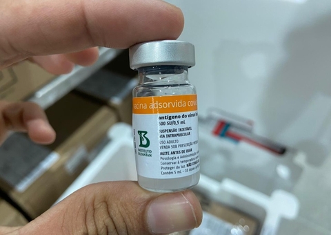 Anvisa aprova novo frasco contendo duas doses da CoronaVac
