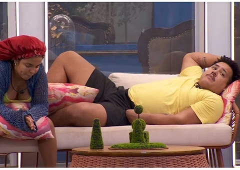 Lucas desabafa com Pitel após não receber foto de Camila: 'pesei a mão'