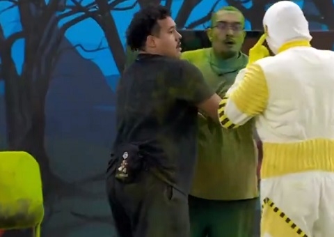 Dummy invade BBB para impedir porrada entre Davi e Bin Laden; vídeo