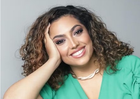 Camila Moura, ex-esposa de Lucas, atinge 3 milhões de seguidores