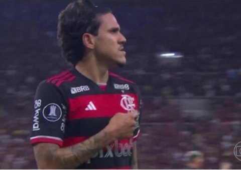 Flamengo vence Palestino e assume liderança do grupo na Libertadores