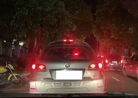 Festa para Isabelle na final do BBB causa lentidão no trânsito no Centro de Manaus