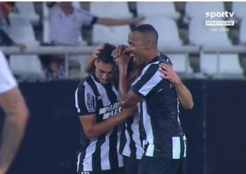 Botafogo atropela Juventude por 5 a 1 no Nilton Santos