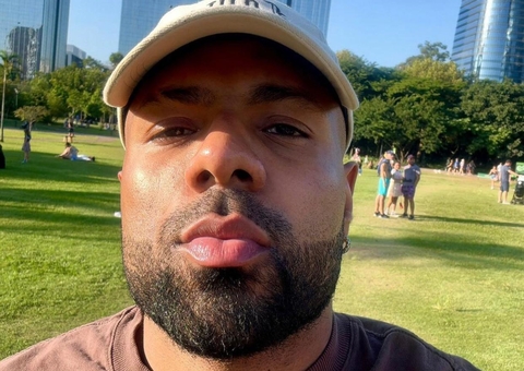 Jogador sofre ataques homofóbicos após confirmar que ficou com Pabllo Vittar