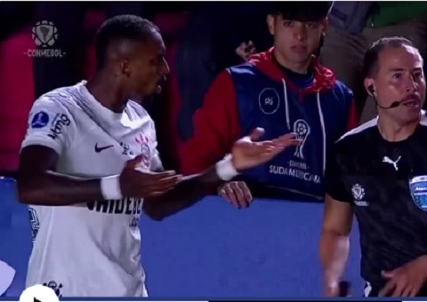 Corinthians perde liderança ao ser derrotado pelo Argentinos Juniors