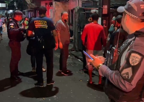 Vizinhos sentem forte odor e encontram idoso morto no São José