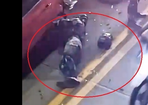 PM fica ferido após bater em carro durante ultrapassagem em viaduto na Avenida Darcy Vargas