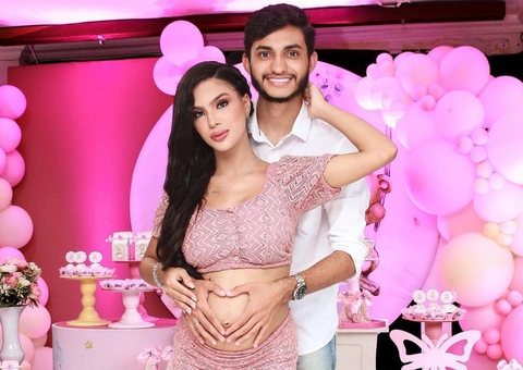 Modelo expõe fim do casamento com humorista Leandro Leitte: 'decidiu viver com outra'