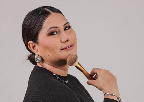 Maquiadora Claudiele Santos se entrega à polícia após prisão de família da Djidja Cardoso em Manaus