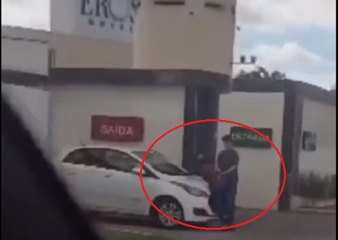 Homem pede calma à esposa ao ser flagrado com amante em motel; vídeo