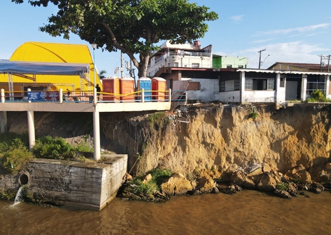 Defesa Civil faz vistoria em área de risco em Parintins