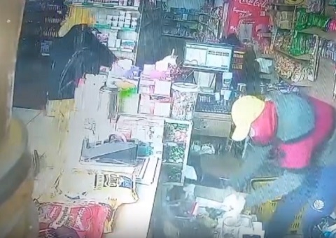 Criminosos roubam R$ 16 mil durante assalto a mercadinho no Amazonas; vídeo