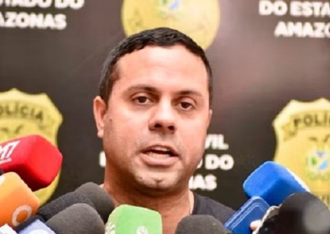 Delegado Ericson Tavares se entrega à polícia após ter prisão decretada em Manaus