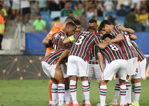 Fluminense vence Palmeiras com show da torcida no Maracanã e respira mais aliviado