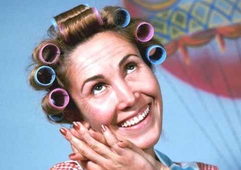 Atriz de Dona Florinda diz que Globo tentou comprar 'Chaves' por U$10 milhões