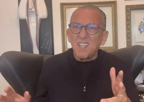 Preocupado, Galvão Bueno manda indireta para Dorival; confira