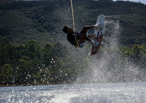 Na Itália, atleta amazonense conquista 2° lugar no Wakeboard