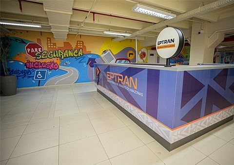 Detran oferta 13 cursos gratuitos na Escola Pública de Trânsito