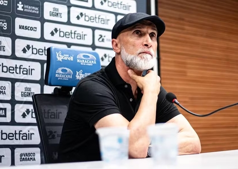 Álvaro se posiciona após goleada de 6 a 1 para o Flamengo